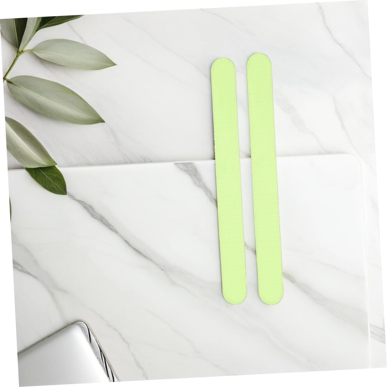 DECHOUS 3 Sets Glow Dark Non-Slip Shower Strips