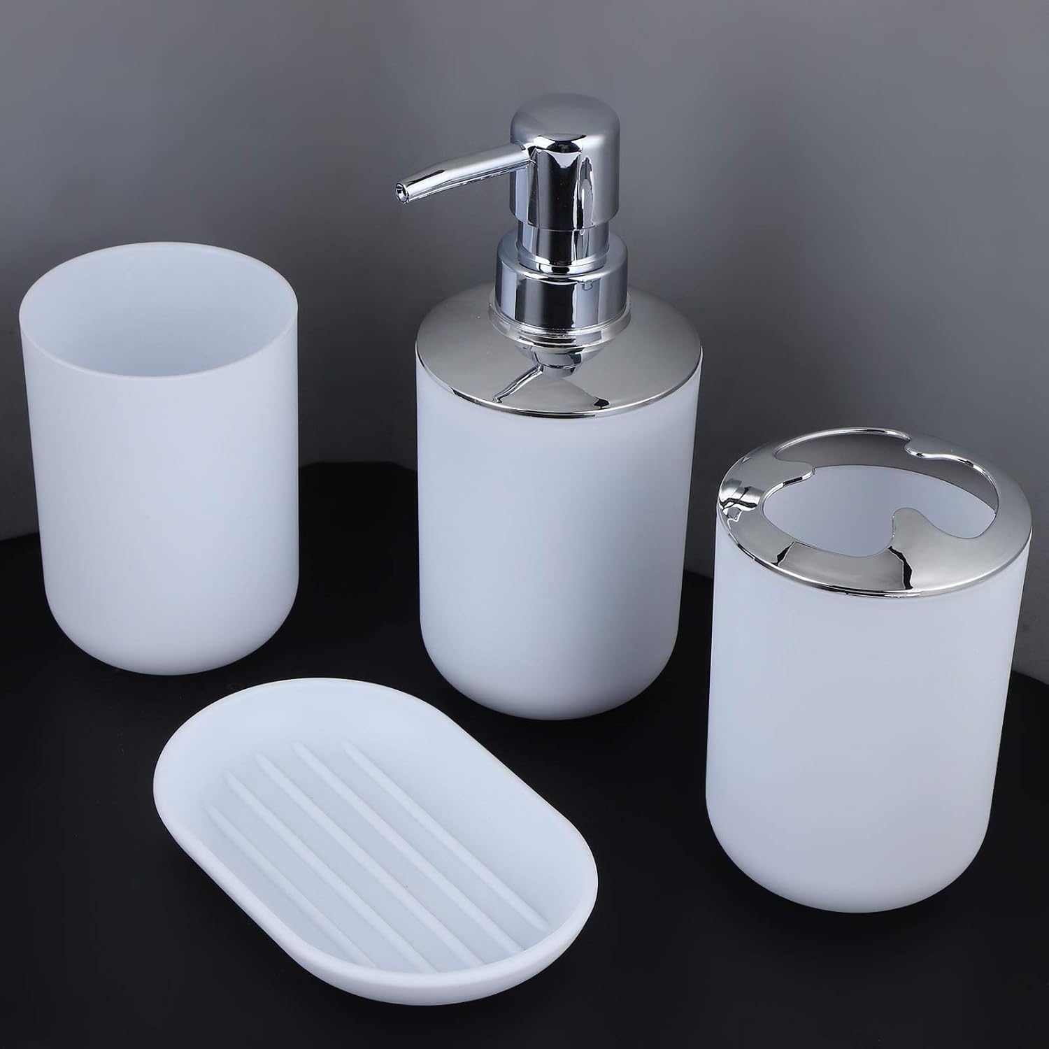 PerGar 4Pcs White Bathroom Accessory Set